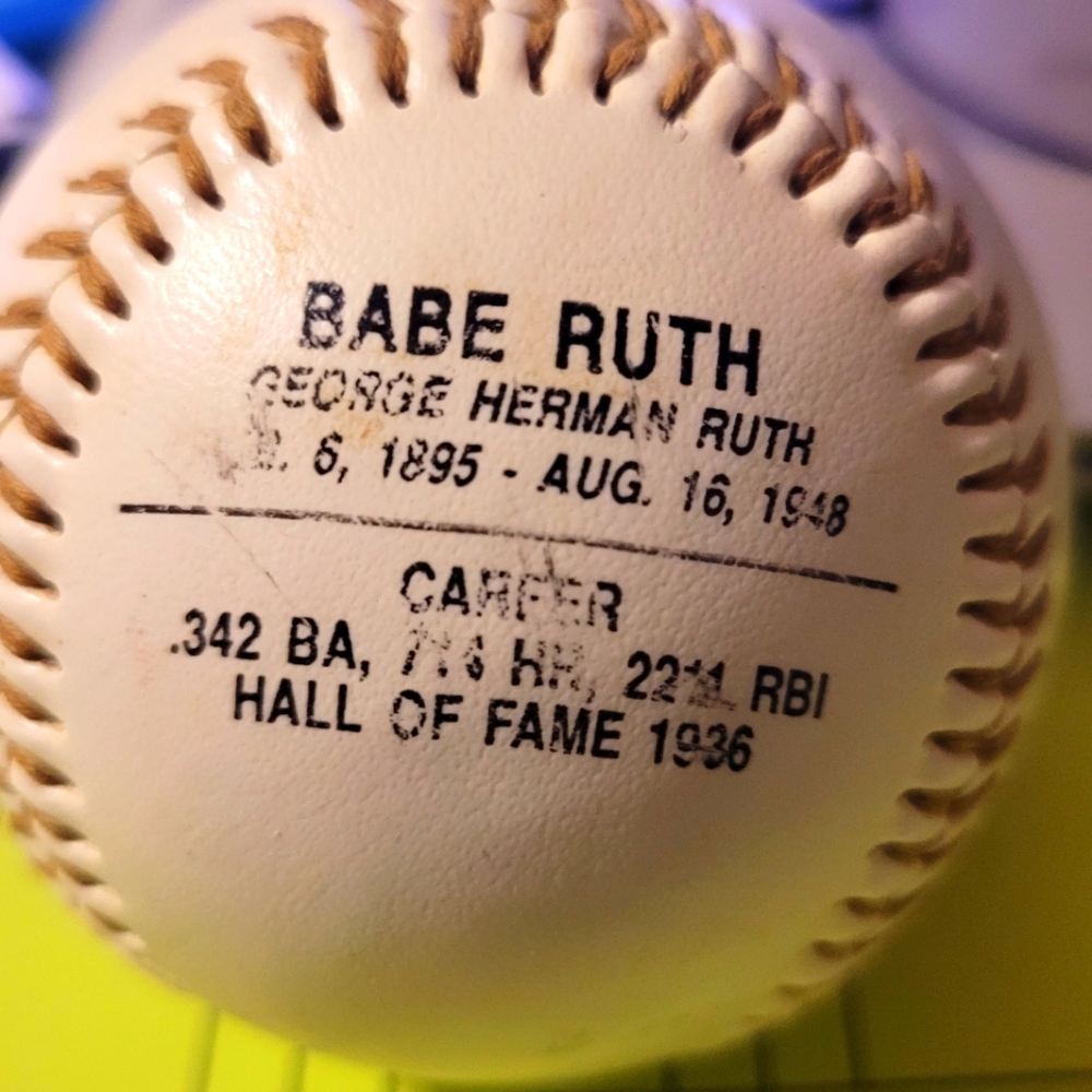 Babe Ruth Tribute Baseball - Picture 3 of 4